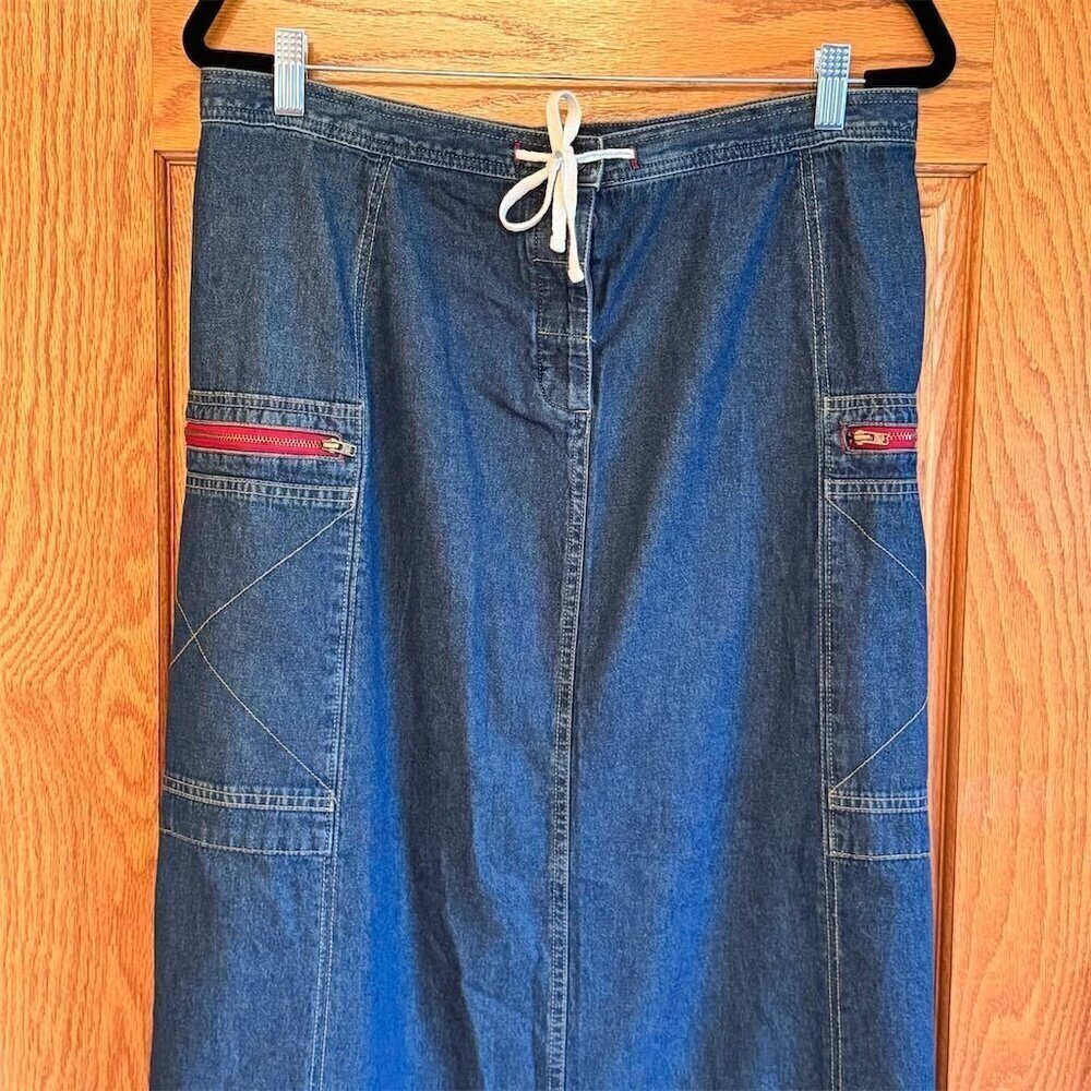 i.e. Relaxed Women's Size 8 Blue Denim Maxi Skirt with Pockets & Slit - Picture 3 of 7